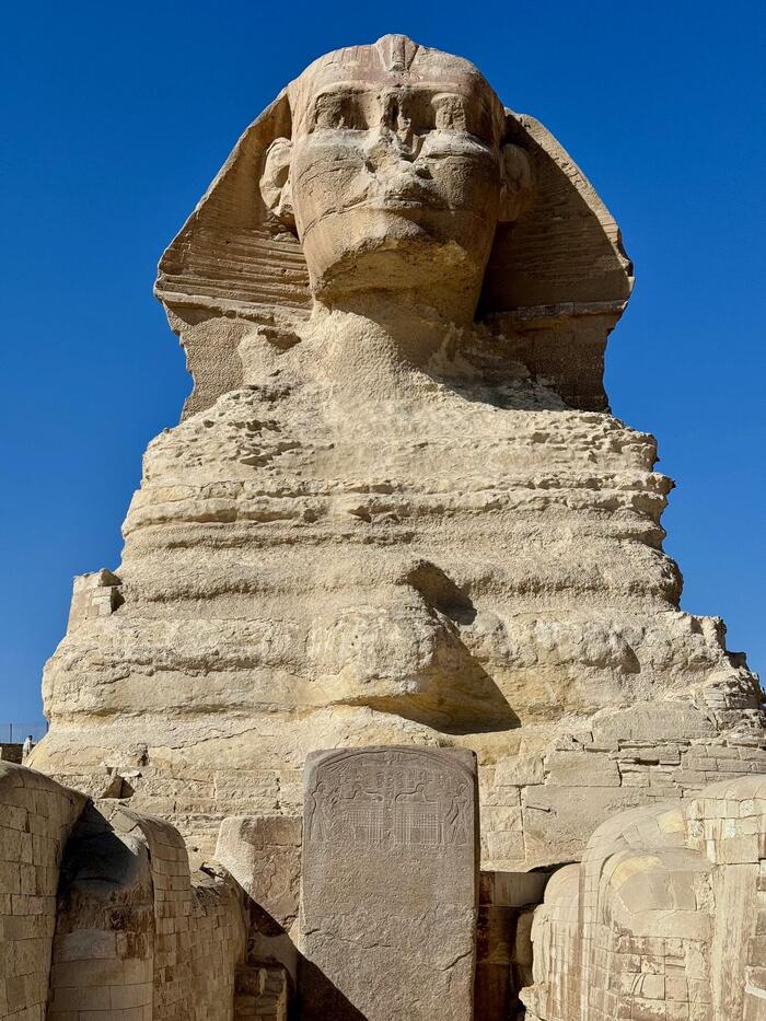 エジプト　ギザ　ギザの三大ピラミッド　スフィンクス