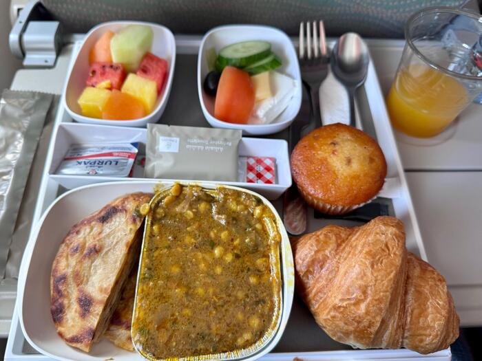 エミレーツ航空　エアバスA380-800　機内食