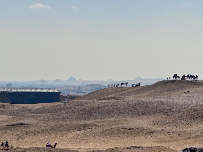 エジプト　ギザ　ギザの三大ピラミッド　パノラマ展望台
