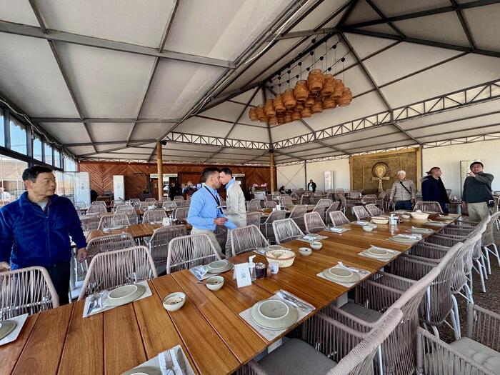 エジプト　ギザ　9 Pramids Lounge