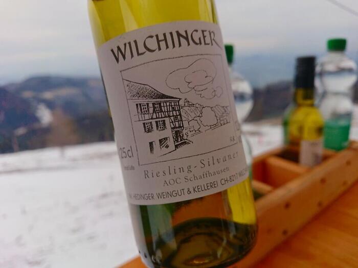 白ワインはスイス北部シャフハウゼン産
