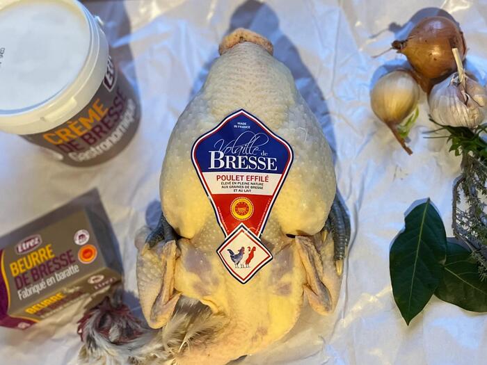 AOC認定のブレスの家禽類　丸鶏