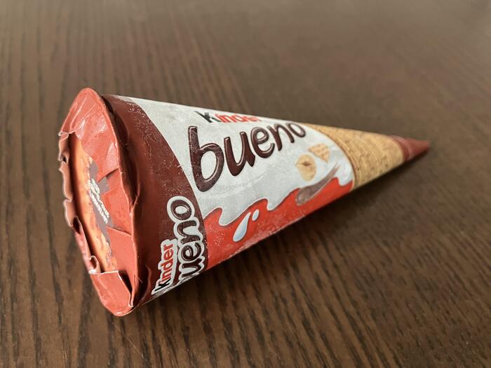 FERRERO（フェレロ）｜Kinder bueno　アイスクリーム