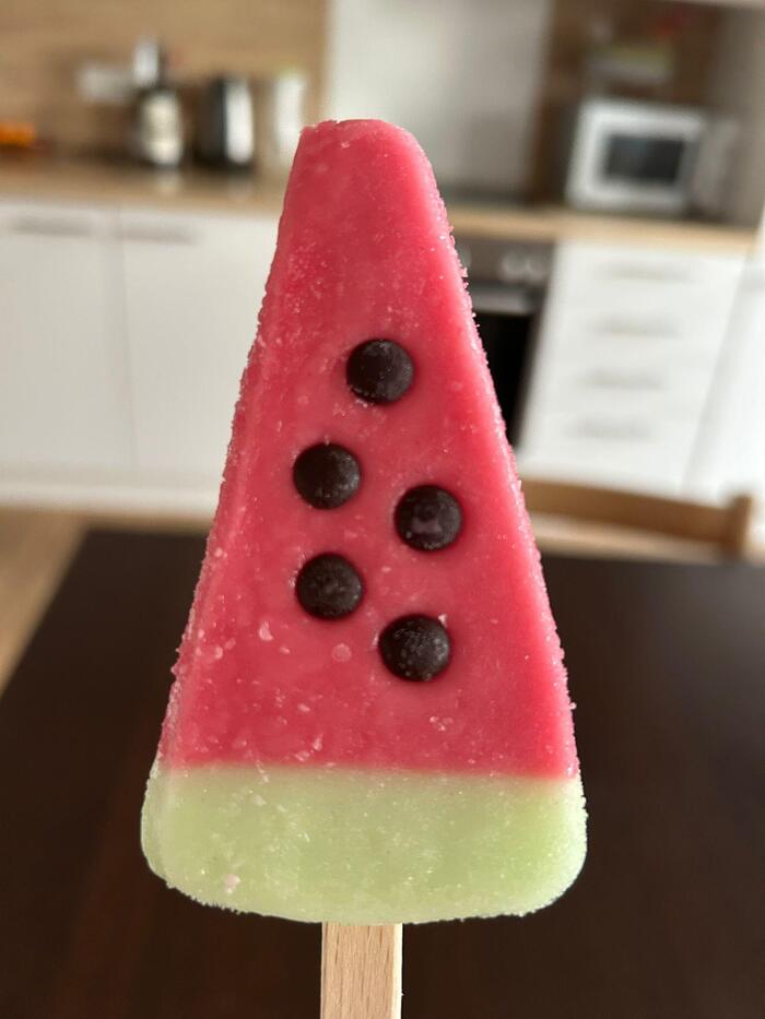 スイカアイスクリーム