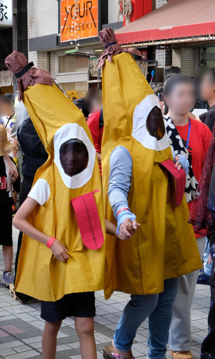 歴史ある商店街が「百鬼夜行」の舞台