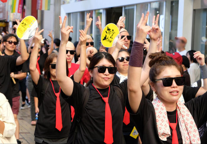 伝統とサブカルチャー　大須まつりのパレード