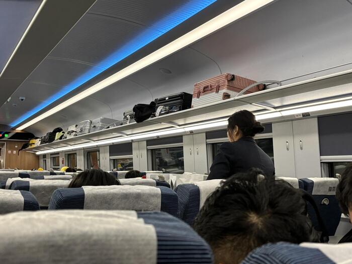 ＜香格里拉行きの高速鉄道＞