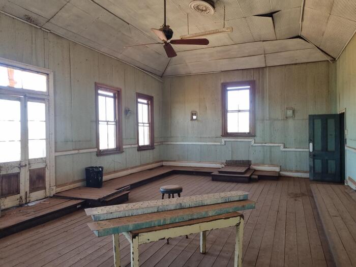 フリーメイソン集会場　跡地　室内