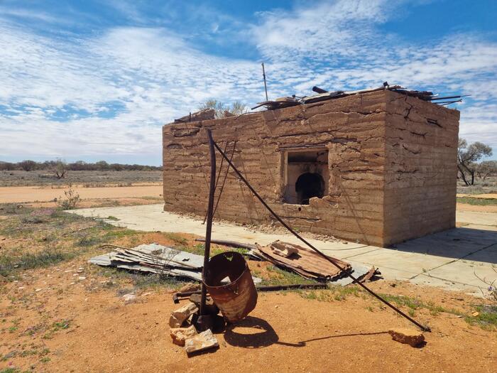 儚く消えたゴーストタウン　ビックベル