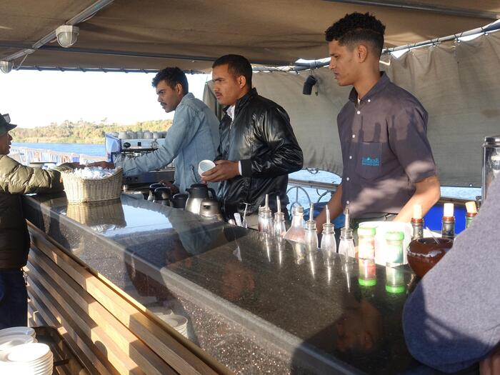 エジプト　ナイル川　クルーズ　アスワン　ルクソール　セミラミスⅢ　ティータイム