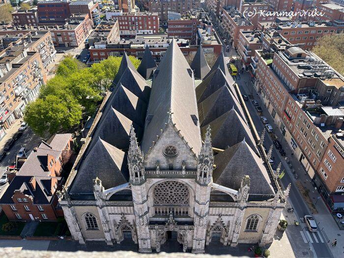 鐘楼から見る聖エロワ教会 