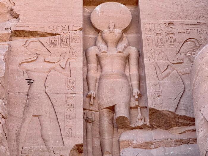 エジプト　アブ・シンベル　アブ・シンベル大神殿　アブ・シンベル小神殿