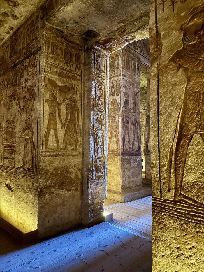 エジプト　アブ・シンベル　アブ・シンベル大神殿　アブ・シンベル小神殿