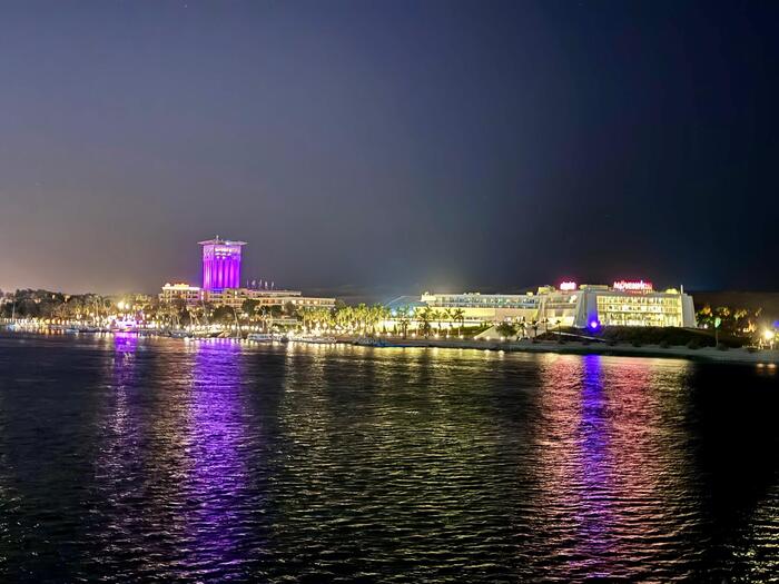 エジプト　アスワン　ルクソール　クルーズ船　セミラミスⅢ