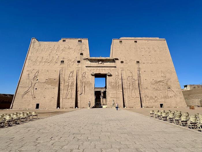 エジプト　エドフ　ホルス神殿