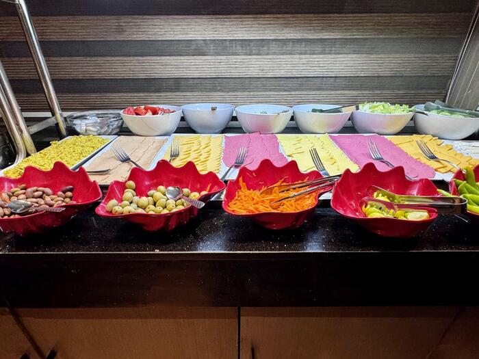 エジプト　ルクソール　セミラミスⅢ　アスワン　ルクソール　朝食