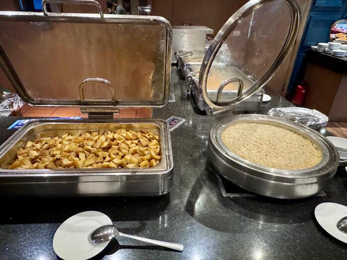 エジプト　ルクソール　セミラミスⅢ　アスワン　ルクソール　朝食