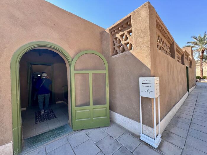 エジプト　ルクソール　ナイル川西岸　カーター博物館