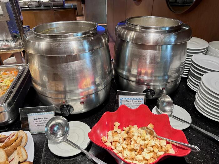 エジプト　ルクソール　セミラミスⅢ　アスワン　ルクソール　夕食