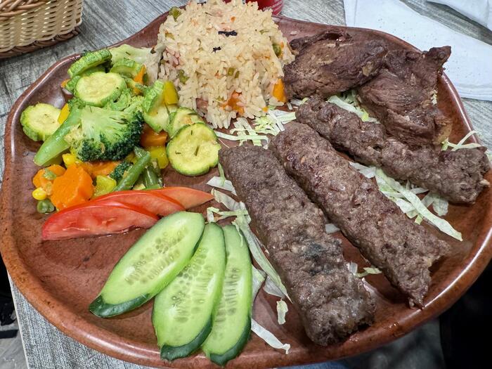 エジプト　カイロ　昼食　レストラン　Saheb ELSaada