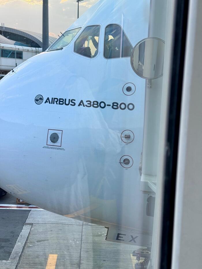 エジプト　阪急交通社　トラピックス　ツアー　ドバイ国際空港　エミレーツ航空