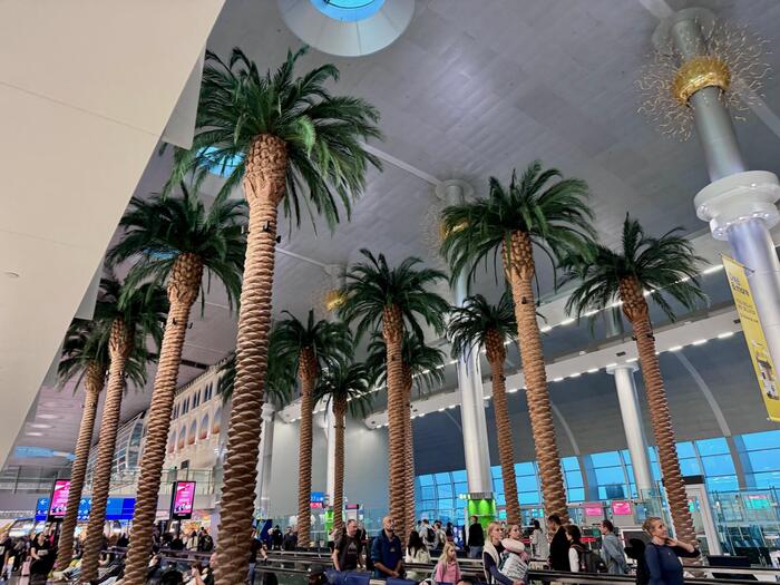 エジプト　阪急交通社　トラピックス　ツアー　ドバイ国際空港