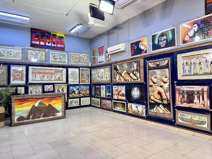 エジプト　阪急交通社　トラピックス　ツアー　パピルス店