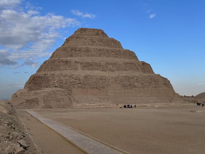 エジプト　阪急交通社　トラピックス　ツアー　サッカラ　屈折ピラミッド