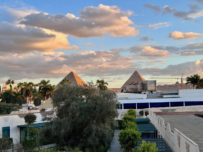 エジプト　阪急交通社　トラピックス　ツアー　シュタイゲンベルガーカイロ・ピラミッド