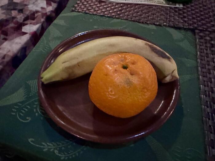 エジプト　アブ・シンベル　Kabara Nubian House & Restaurant