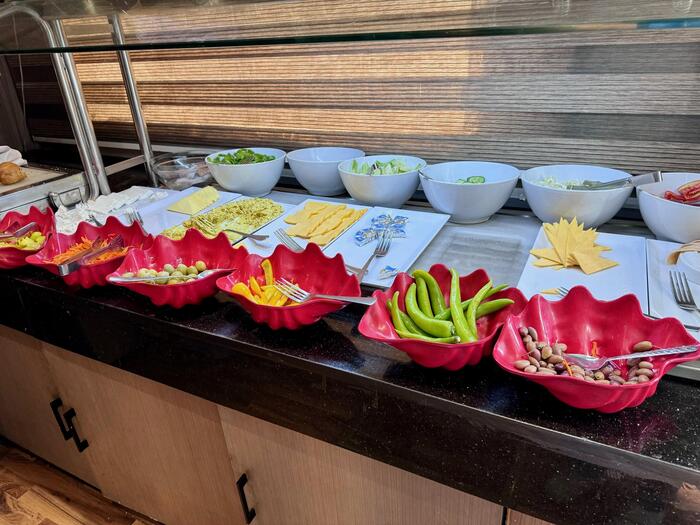 エジプト　ナイル川　クルーズ　アスワン　ルクソール　セミラミスⅢ　朝食