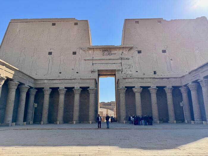 エジプト　エドフ　ホルス神殿