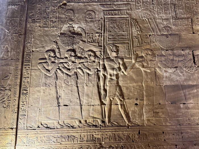 エジプト　エドフ　ホルス神殿