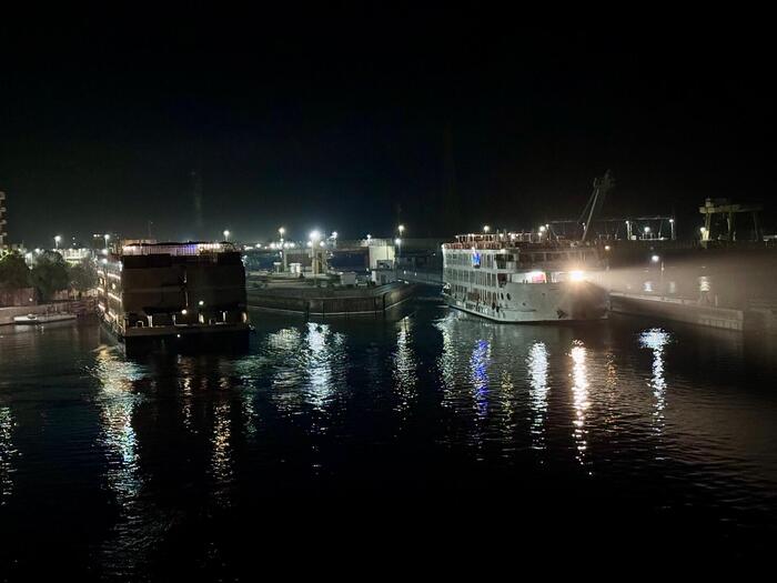 エジプト　ナイル川　クルーズ　アスワン　ルクソール　セミラミスⅢ　エスナ運河