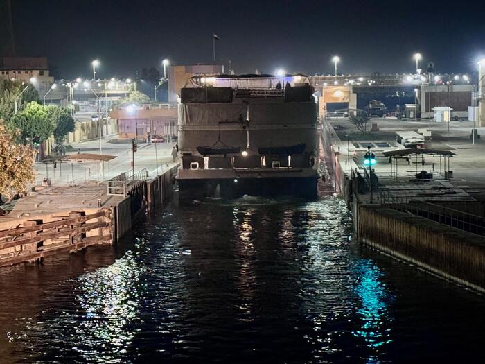 エジプト　ナイル川　クルーズ　アスワン　ルクソール　セミラミスⅢ　エスナ運河