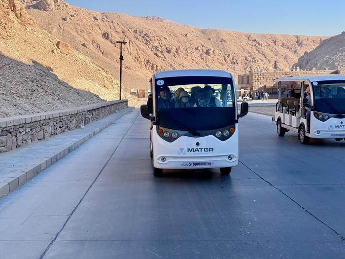 エジプト　ルクソール　ナイル川西岸　王家の谷