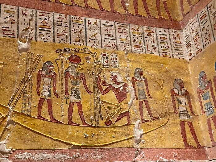 エジプト　ルクソール　ナイル川西岸　王家の谷