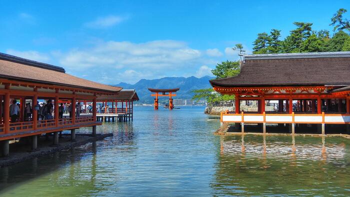 厳島神社と大鳥居