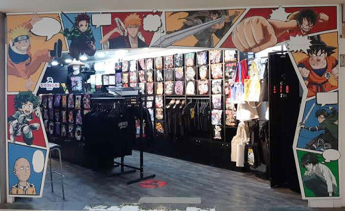 日本のアニメグッズを扱うお店