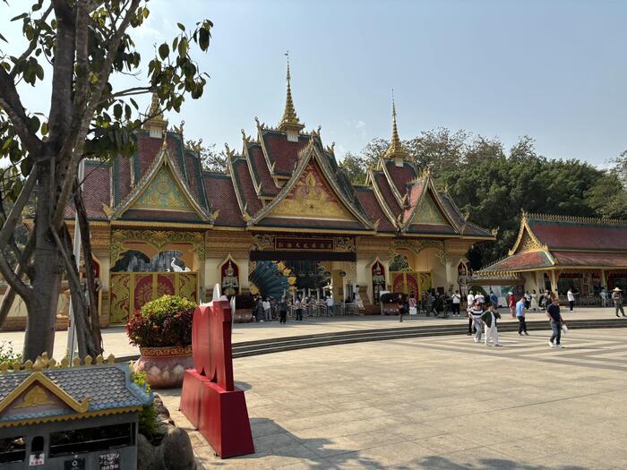 西双版納　中国　寺院