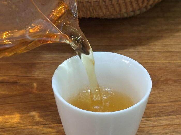 西双版納　中国　プーアル茶　試飲