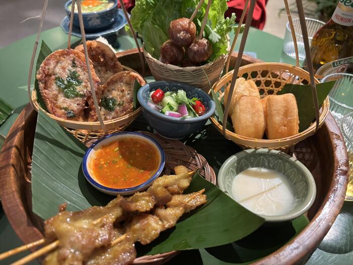 西双版納　中国　タイ料理　