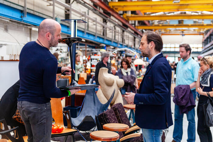 アムステルダム　ヴィンテージ家具　ディーラー