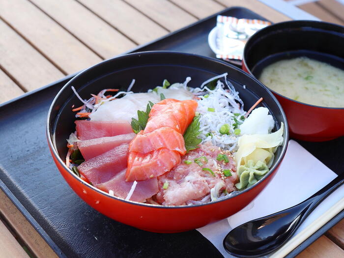 とびっちょ　しらす問屋　しらす丼　湘南モデルコース