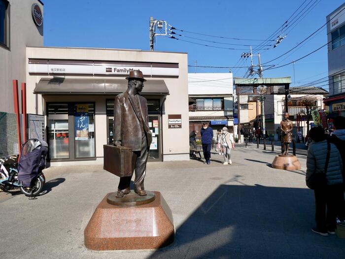 寅さんの銅像