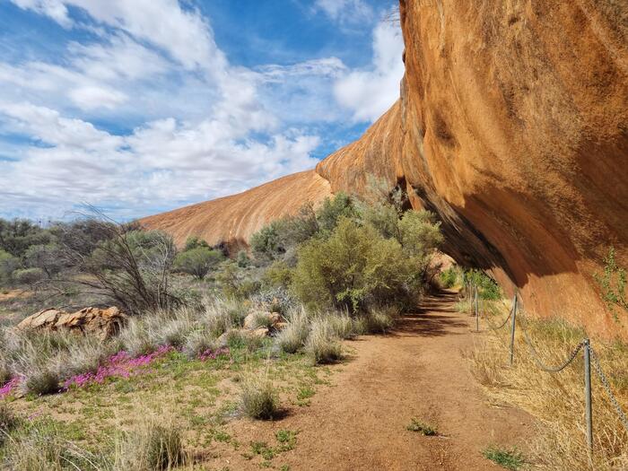 オーストラリア　ワルガ岩　