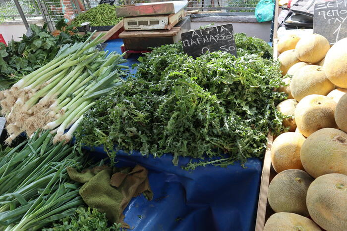 アテネ　ギリシャ料理　グルメ　おすすめ　ホルタ　市場