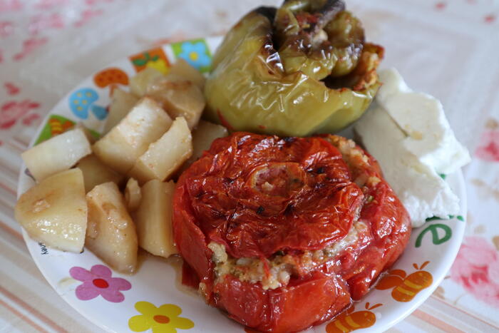 アテネ　ギリシャ料理　グルメ　おすすめ　ゲミスタ