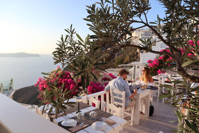 ギリシャ料理レストランで役立つギリシャ語　注文　おすすめ