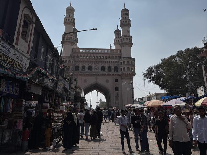 イラニチャイ誕生の背景｜イランからインドへ渡った人々の物語